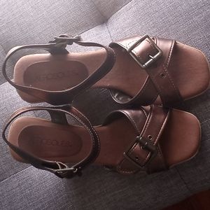 Aerosoles wedge sandal 8.5